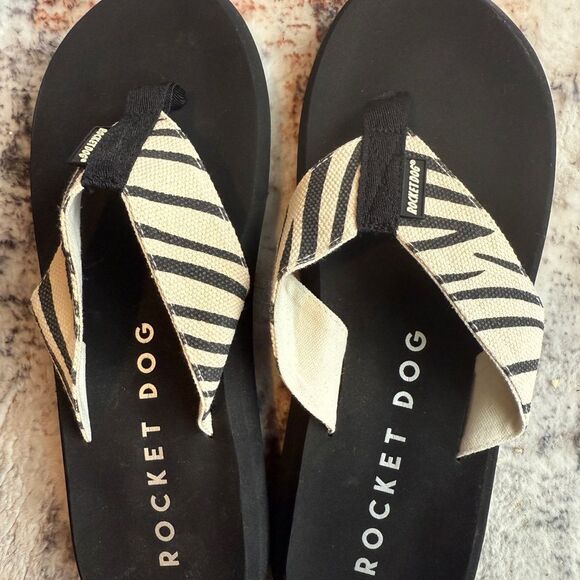 Rocket Dog Shoes - Rocket Dog Black and Cream Sandals with Zebra Print